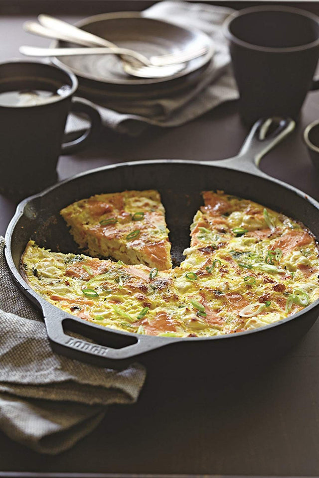 Lodge L10SK3BS Boy Scouts of America Pre-Seasoned Cast-Iron Skillet, 12-inch